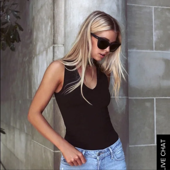 Lulu’s bodysuit size medium - Picture 3 of 5